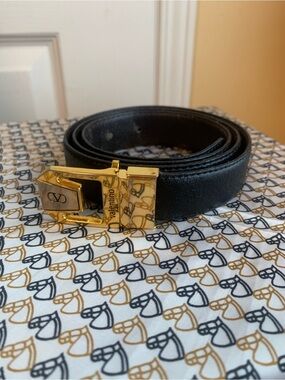 Valentino vintage men Black Leather Belt